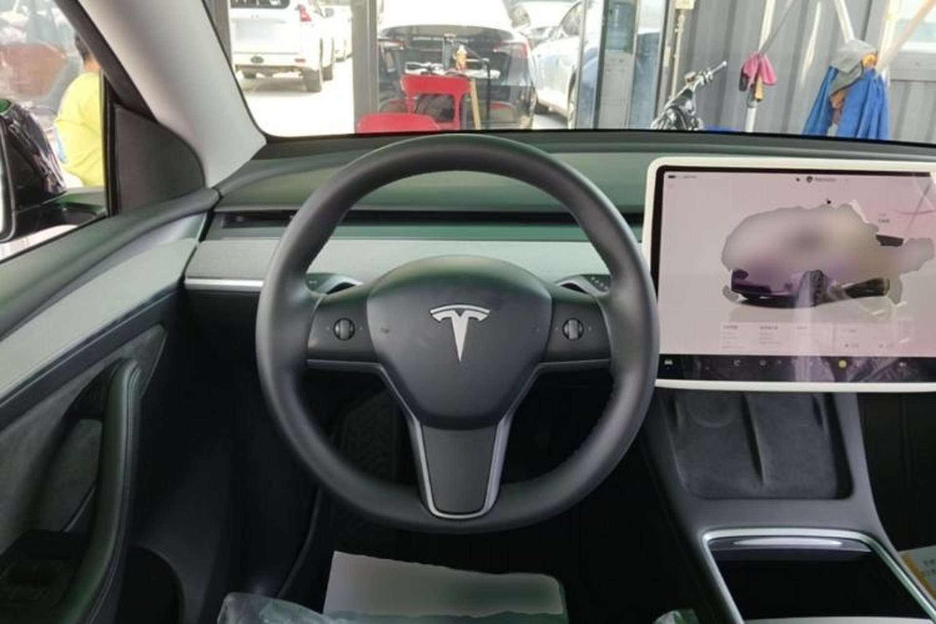 Used Tesla Model Y 2023 Rear-Wheel-Drive Version Steering Wheel
