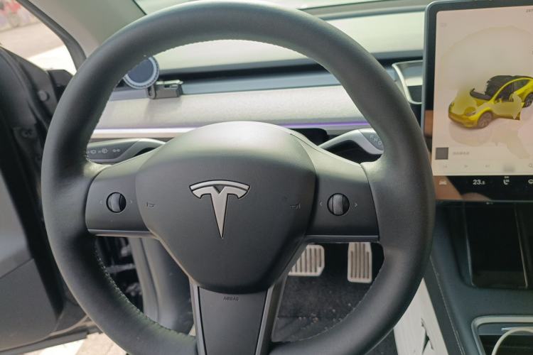 Used Tesla Model Y 2023 Rear-Wheel-Drive Version Steering Wheel
