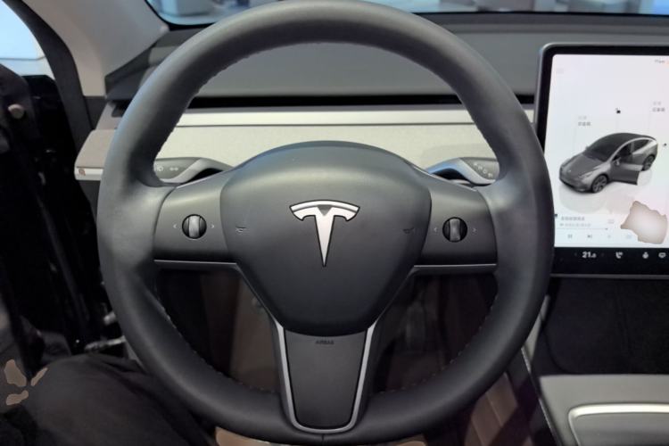 Used Tesla Model Y 2023 Rear-Wheel-Drive Version Steering Wheel
