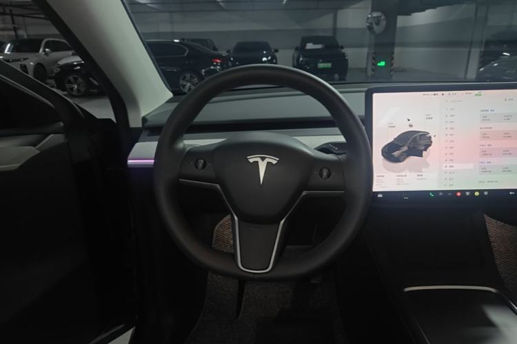 Used Tesla Model Y 2023 Rear-Wheel-Drive Version Steering Wheel
