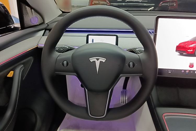 Used Tesla Model Y 2023 High-Performance All-Wheel-Drive Version Steering Wheel