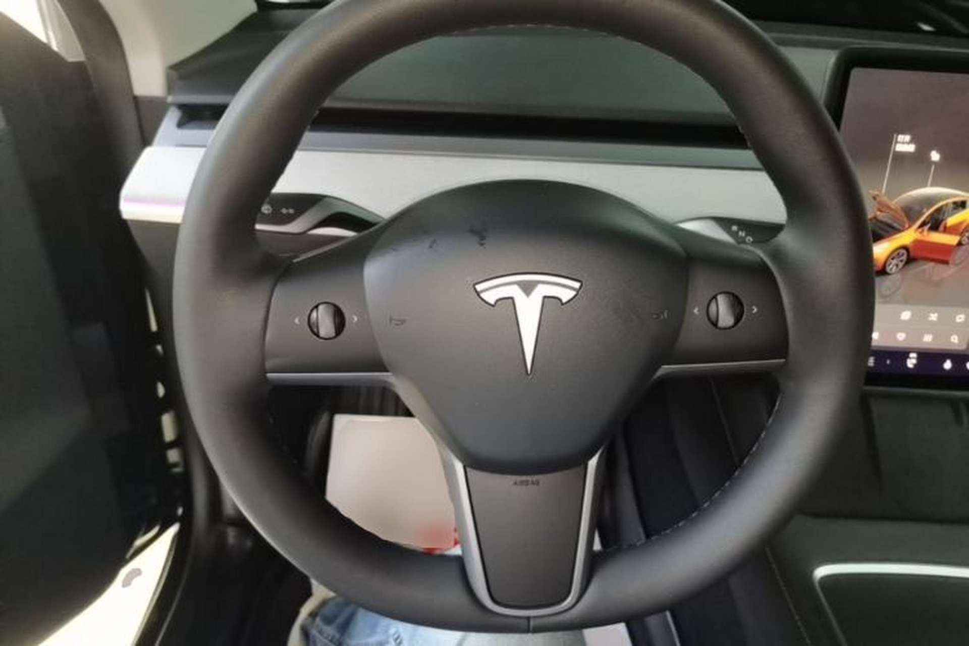 Used Tesla Model Y 2023 Rear-Wheel-Drive Version Steering Wheel