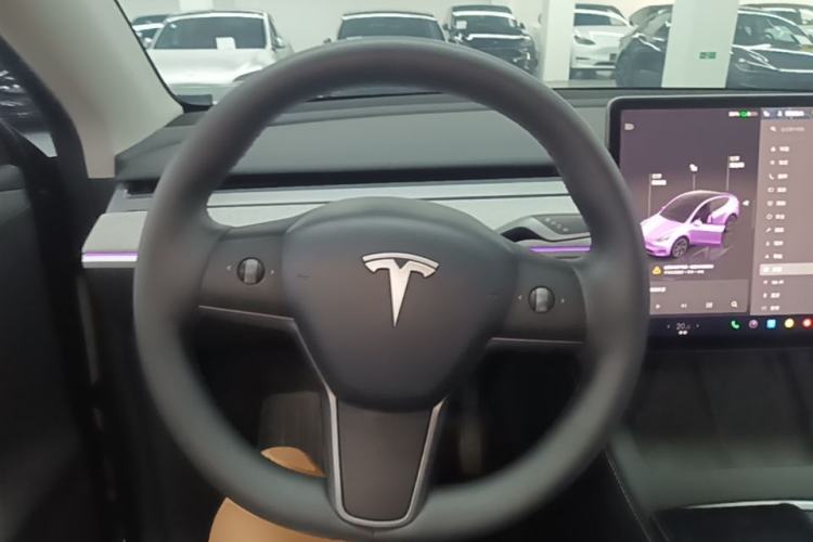 Used Tesla Model Y 2023 Rear-Wheel-Drive Version Steering Wheel