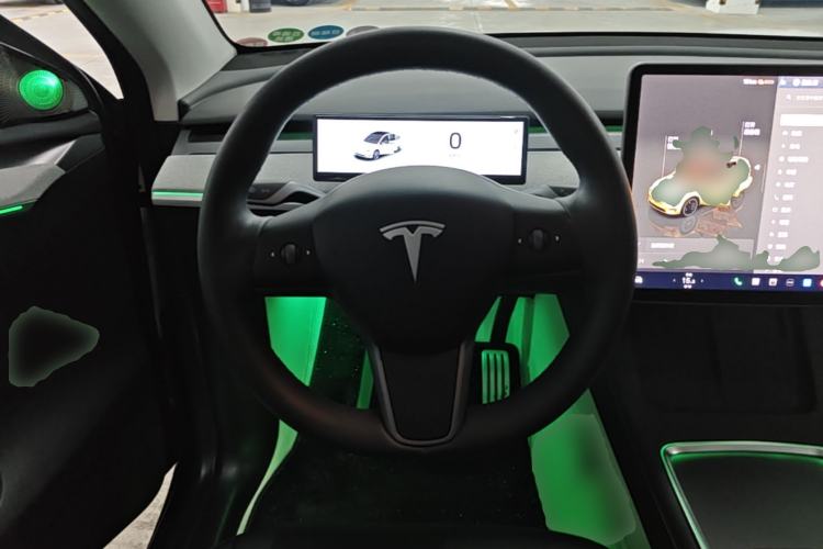 Used Tesla Model Y 2023 High-Performance All-Wheel-Drive Version Steering Wheel