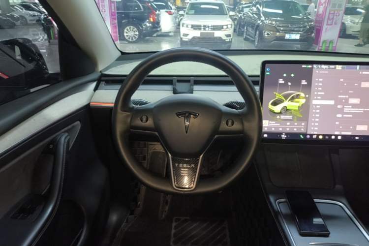 Used Tesla Model Y 2023 Rear-Wheel-Drive Version Steering Wheel