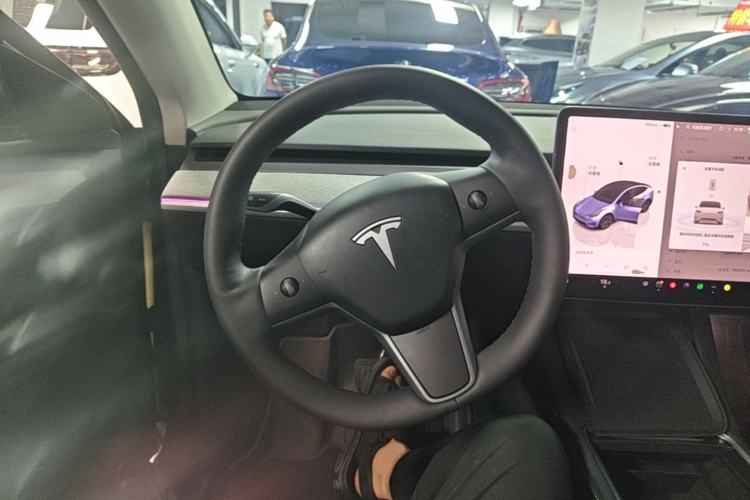 Used Tesla Model Y 2023 Rear-Wheel-Drive Version Steering Wheel