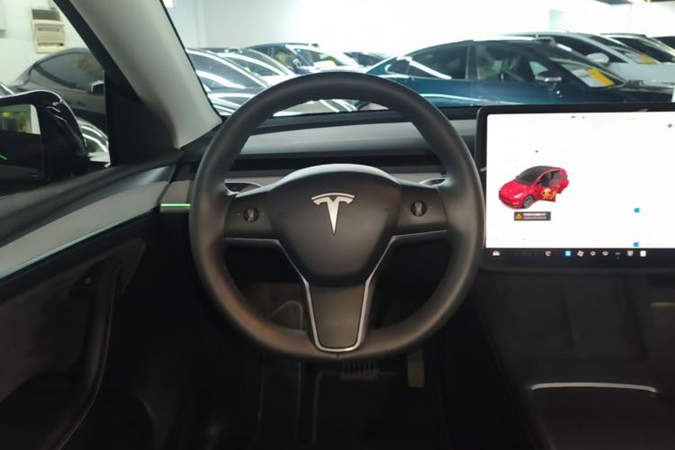Used Tesla Model Y 2023 Rear-Wheel-Drive Version Steering Wheel