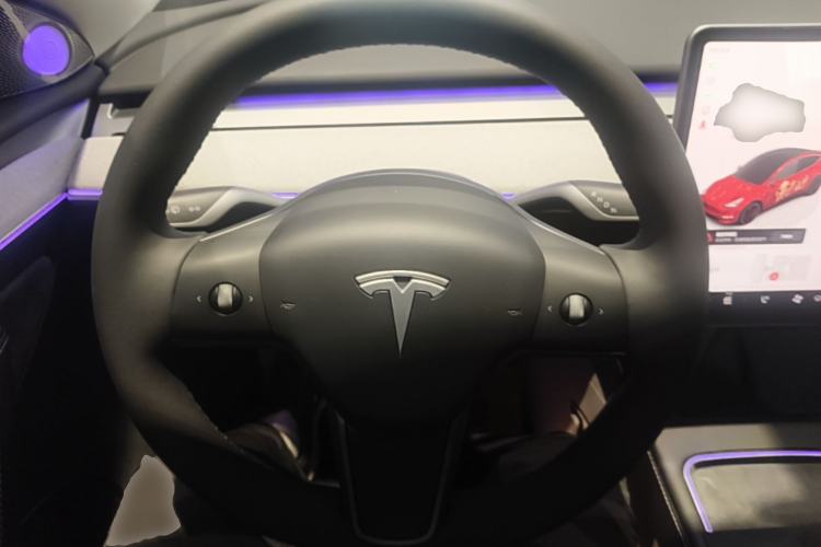 Used Tesla Model Y 2023 Rear-Wheel-Drive Version Steering Wheel