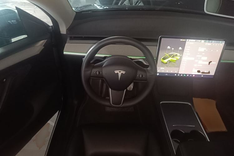 Used Tesla Model Y 2023 Rear-Wheel-Drive Version Steering Wheel