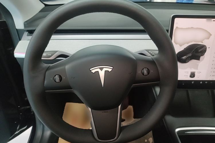 Used Tesla Model Y 2023 Rear-Wheel-Drive Version Steering Wheel
