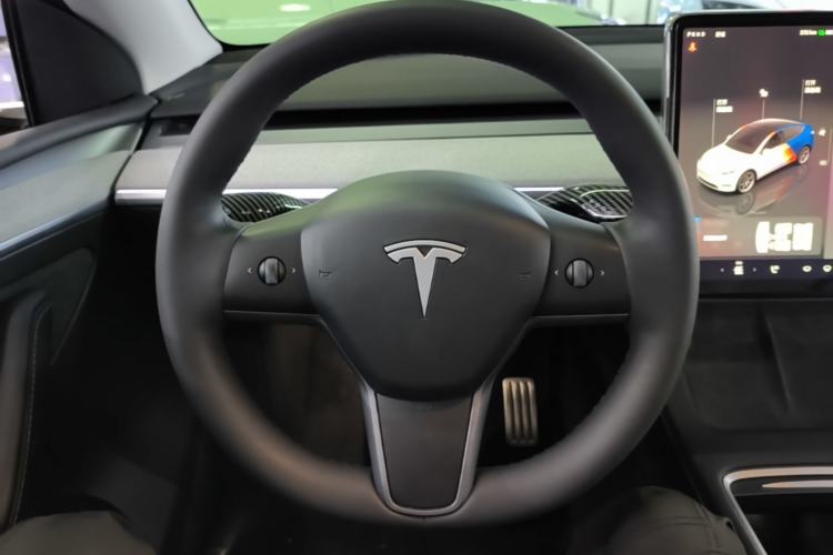 Used Tesla Model Y 2023 Rear-Wheel-Drive Version Steering Wheel
