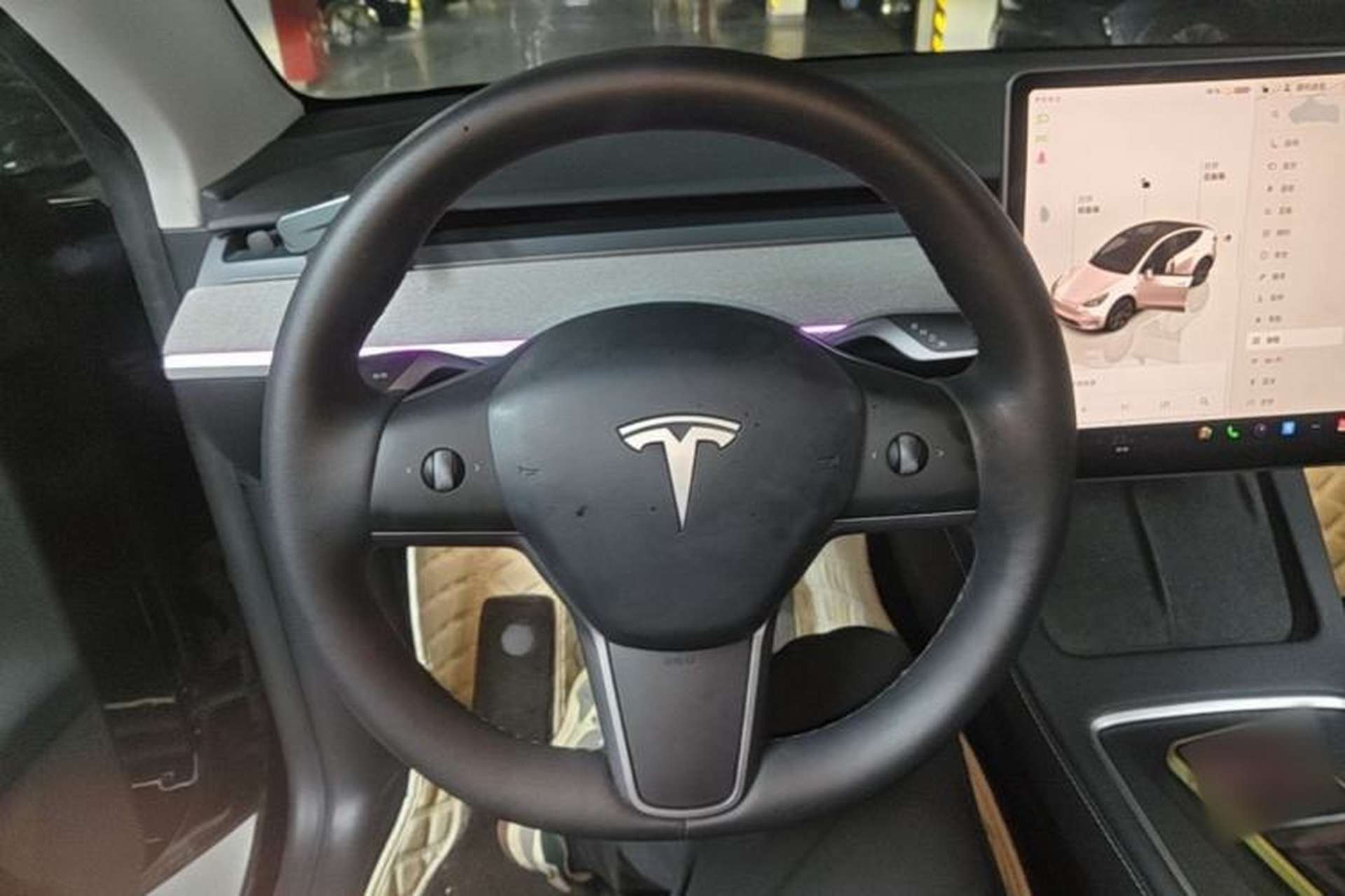 Used Tesla Model Y 2023 Rear-Wheel-Drive Version Steering Wheel