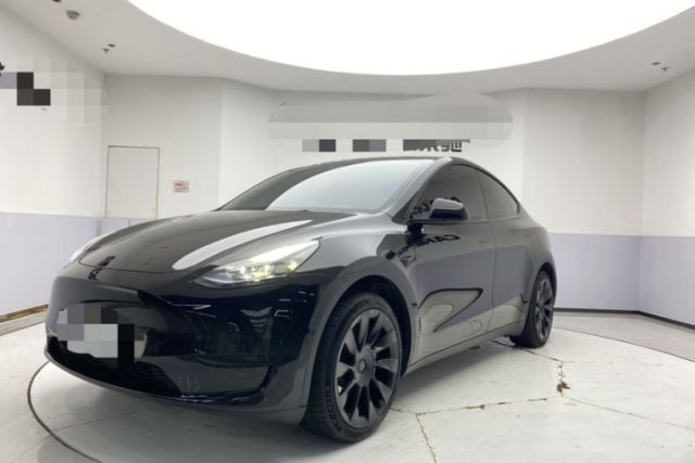 Tesla Model Y 2023 Rear-Wheel-Drive Version usado
