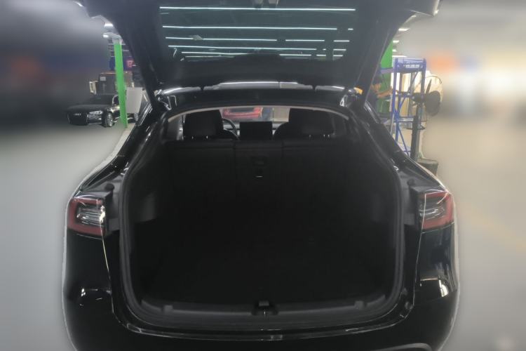 Used Tesla Model Y 2023 Rear-Wheel-Drive Version Trunk