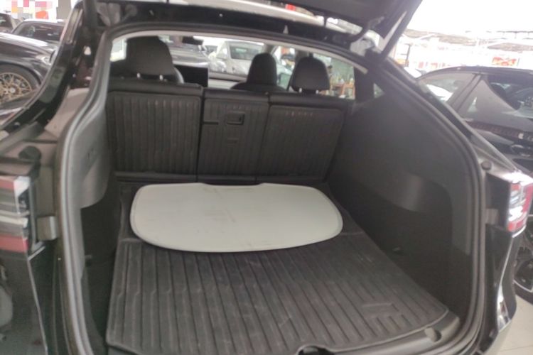 Used Tesla Model Y 2023 Rear-Wheel-Drive Version Trunk
