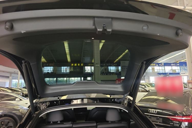 Used Tesla Model Y 2023 Long-Range All-Wheel-Drive Version Trunk