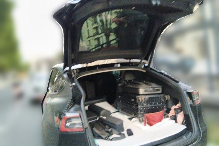 Used Tesla Model Y 2023 Long-Range All-Wheel-Drive Version Trunk