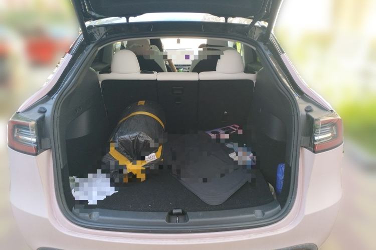 Used Tesla Model Y 2023 Rear-Wheel-Drive Version Trunk