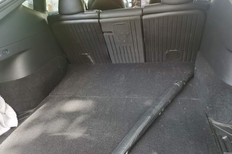 Used Tesla Model Y 2023 Rear-Wheel-Drive Version Trunk