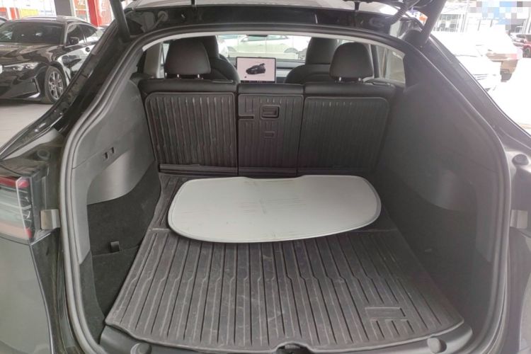Used Tesla Model Y 2023 Rear-Wheel-Drive Version Trunk