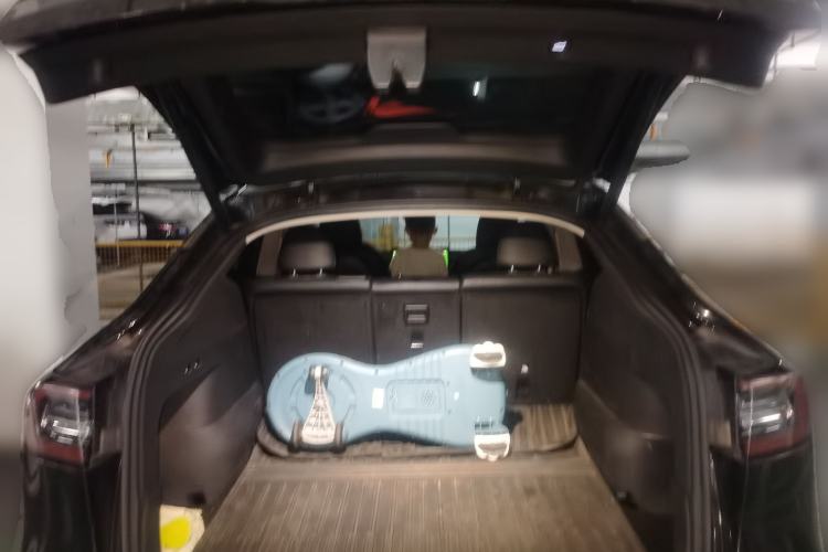 Used Tesla Model Y 2023 Rear-Wheel-Drive Version Trunk