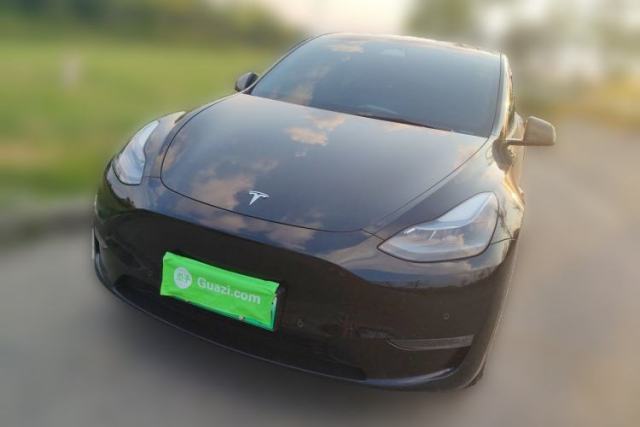 Used Tesla Model Y 2023 Long-Range All-Wheel-Drive Version