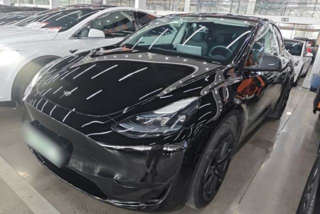 Used Tesla Model Y 2023 Rear-Wheel-Drive Version