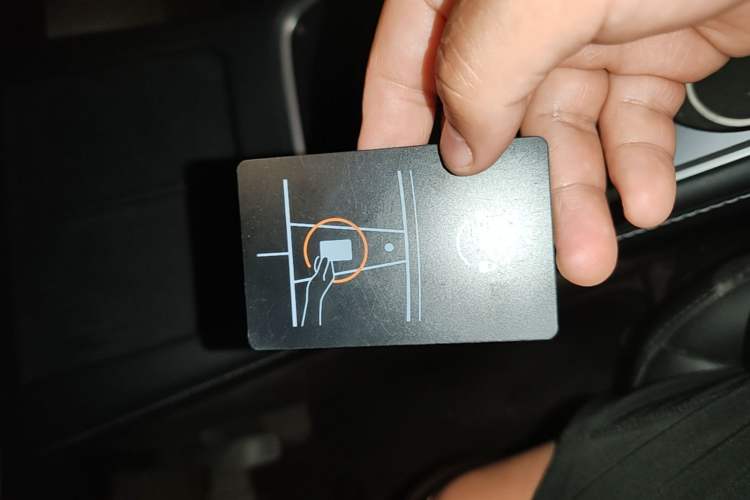 Used Tesla Model Y 2023 Rear-Wheel-Drive Version Vehicle Key