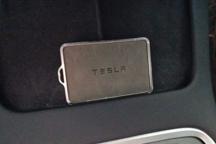 Used Tesla Model Y 2023 Rear-Wheel-Drive Version Vehicle Key