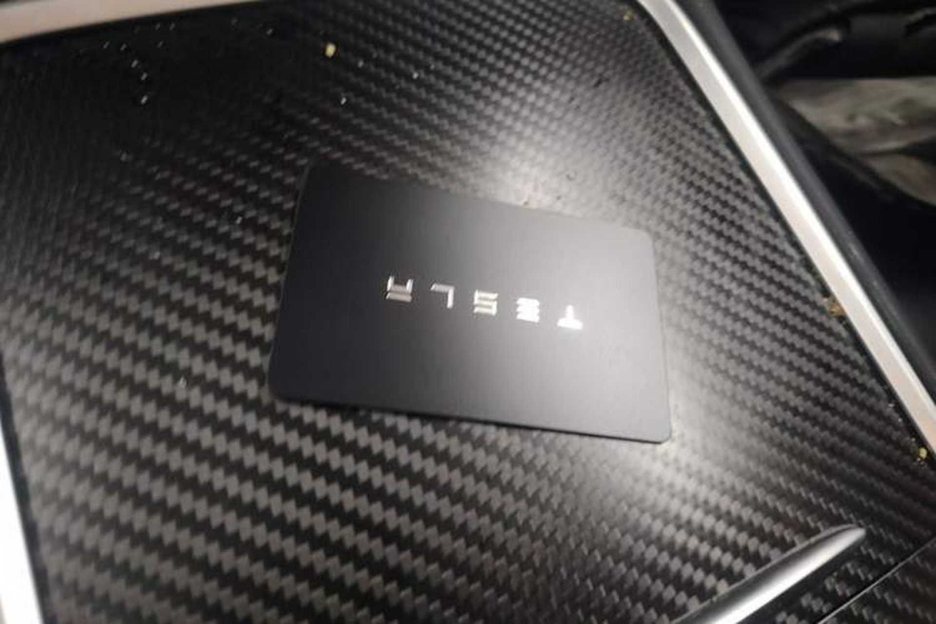 Used Tesla Model Y 2023 Long-Range All-Wheel-Drive Version Vehicle Key