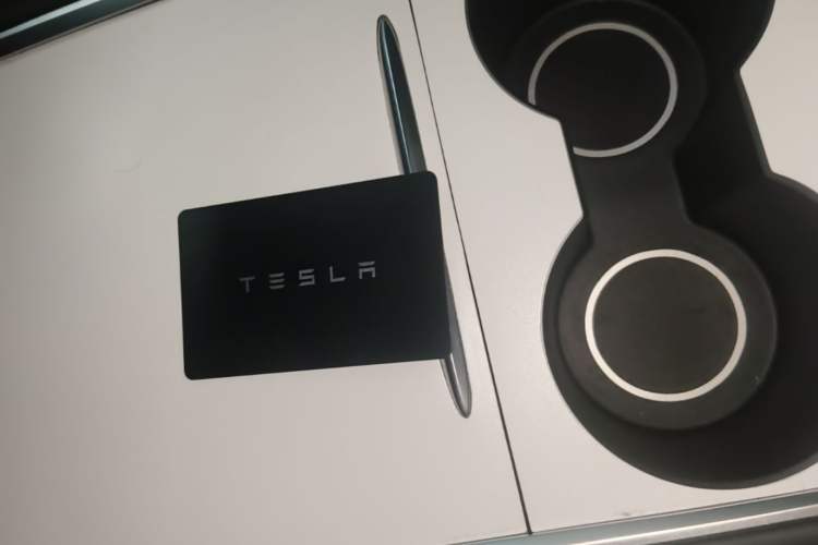 Used Tesla Model Y 2023 Rear-Wheel-Drive Version Vehicle Key