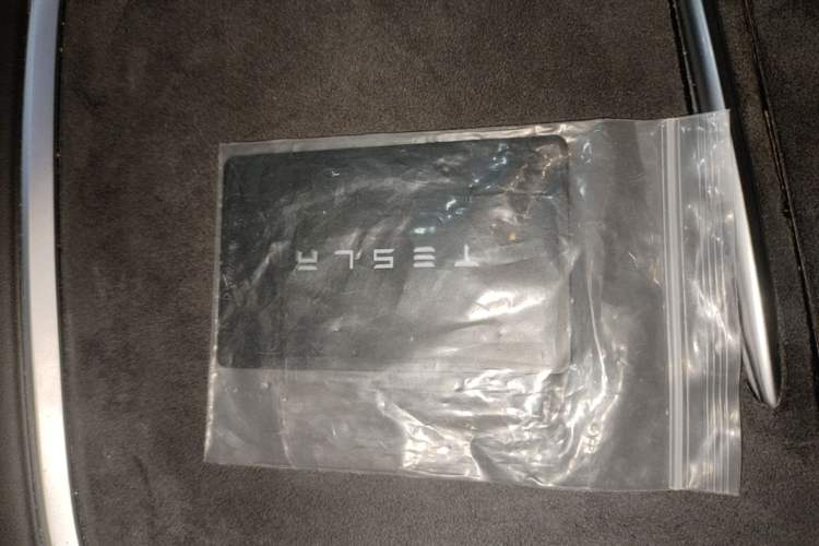 Used Tesla Model Y 2023 Rear-Wheel-Drive Version Vehicle Key