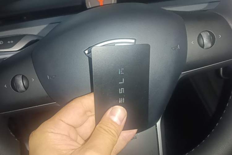 Used Tesla Model Y 2023 Rear-Wheel-Drive Version Vehicle Key