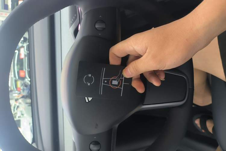Used Tesla Model Y 2023 Rear-Wheel-Drive Version Vehicle Key