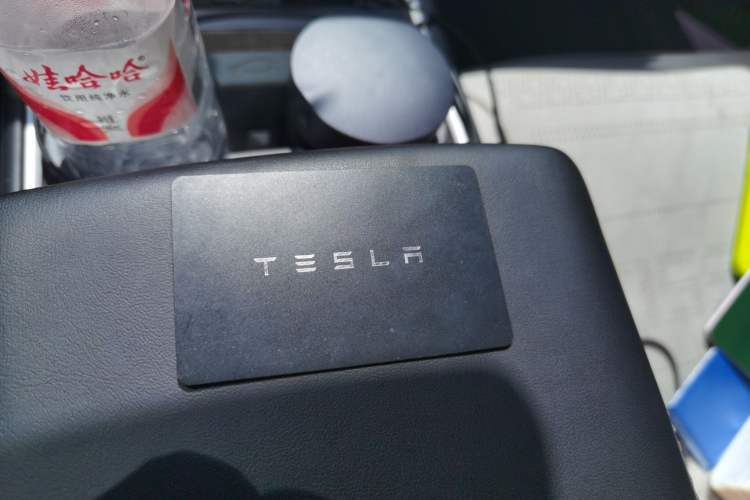 Used Tesla Model Y 2023 Rear-Wheel-Drive Version Vehicle Key