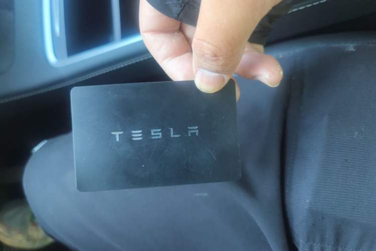 Used Tesla Model Y 2023 Rear-Wheel-Drive Version Vehicle Key