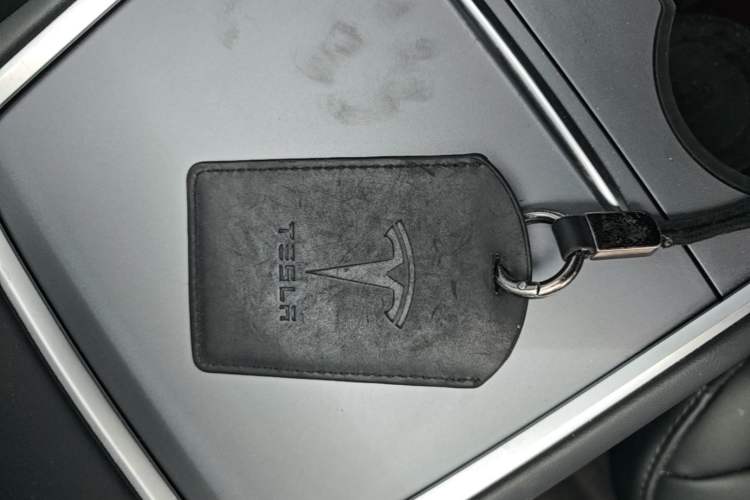 Used Tesla Model Y 2023 Rear-Wheel-Drive Version Vehicle Key