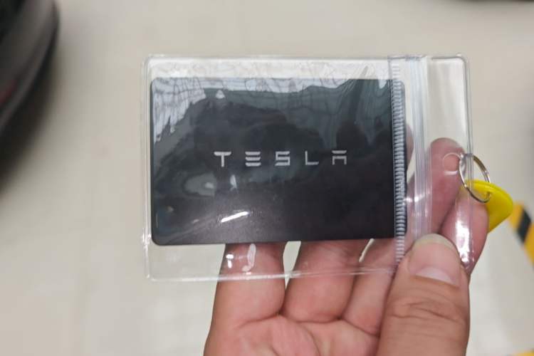 Used Tesla Model Y 2023 Rear-Wheel-Drive Version Vehicle Key