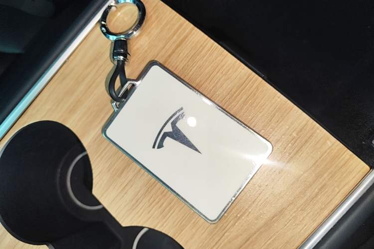 Used Tesla Model Y 2023 Rear-Wheel-Drive Version Vehicle Key