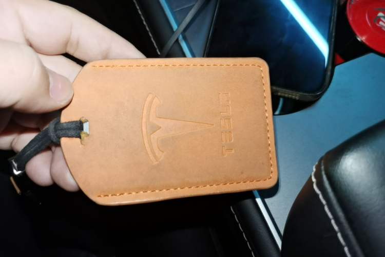 Used Tesla Model Y 2023 Rear-Wheel-Drive Version Vehicle Key