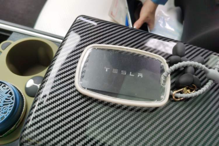 Used Tesla Model Y 2023 High-Performance All-Wheel-Drive Version Vehicle Key