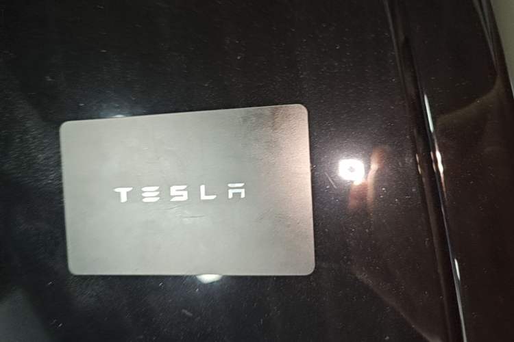 Used Tesla Model Y 2023 Rear-Wheel-Drive Version Vehicle Key