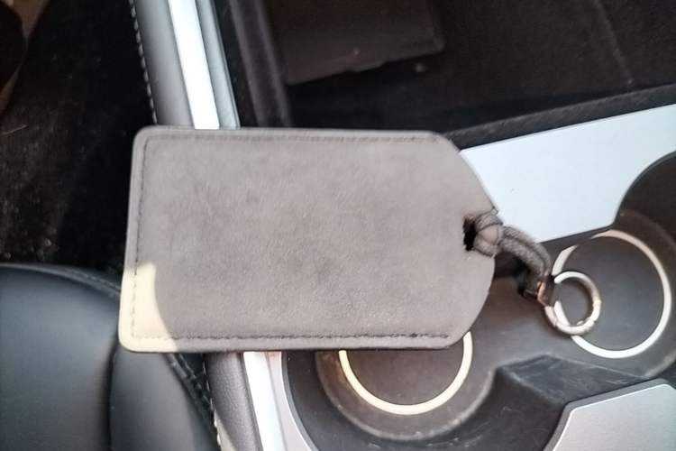 Used Tesla Model Y 2023 Rear-Wheel-Drive Version Vehicle Key