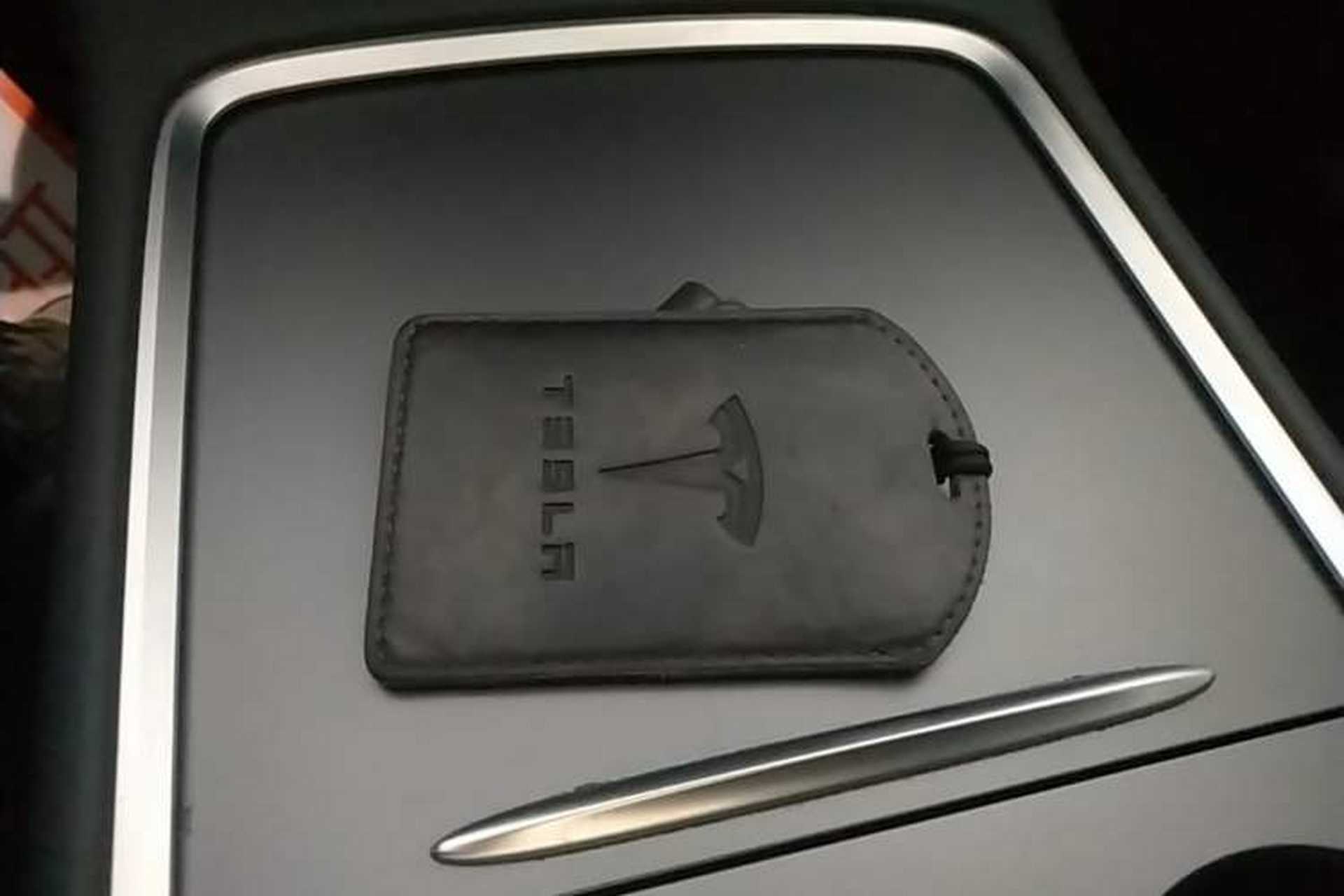 Used Tesla Model Y 2023 Rear-Wheel-Drive Version Vehicle Key
