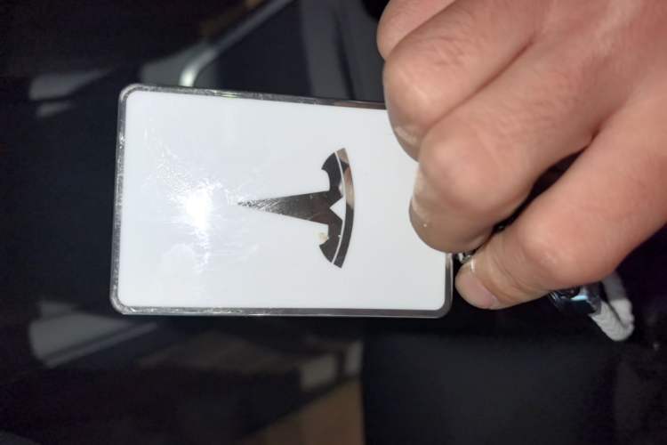 Used Tesla Model Y 2023 Rear-Wheel-Drive Version Vehicle Key