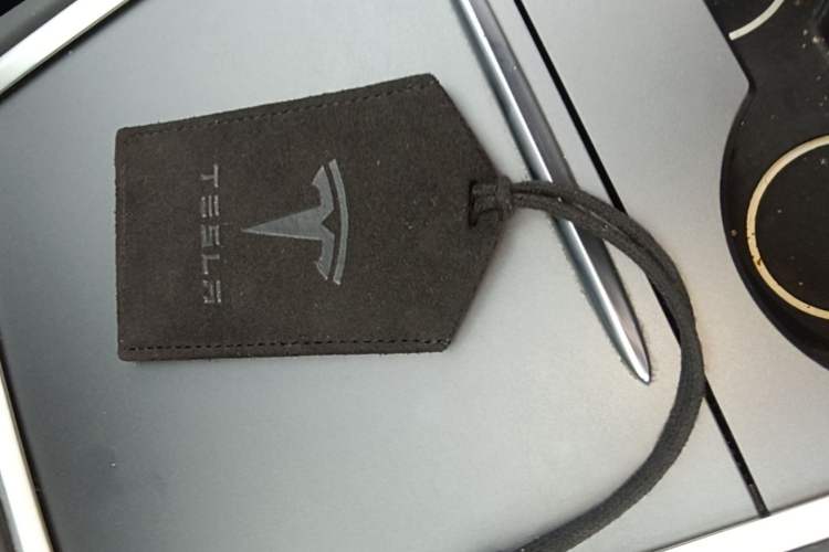 Used Tesla Model Y 2023 Rear-Wheel-Drive Version Vehicle Key