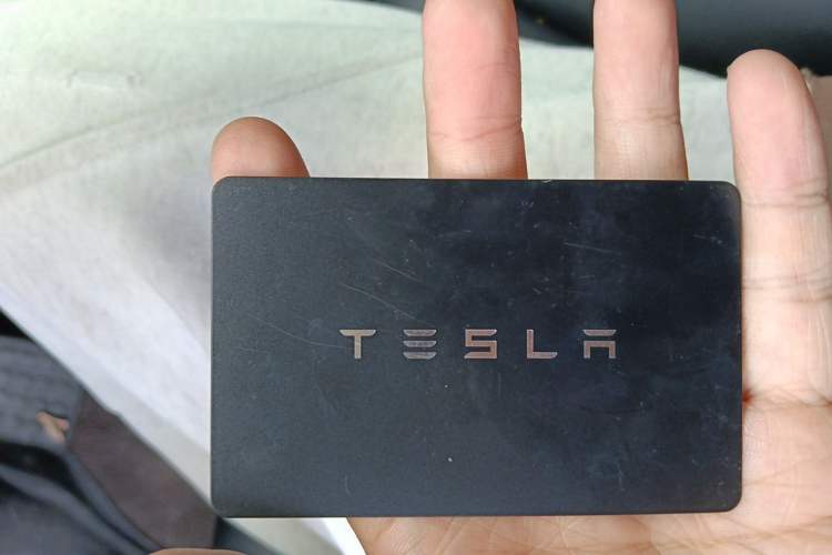 Used Tesla Model Y 2023 Rear-Wheel-Drive Version Vehicle Key