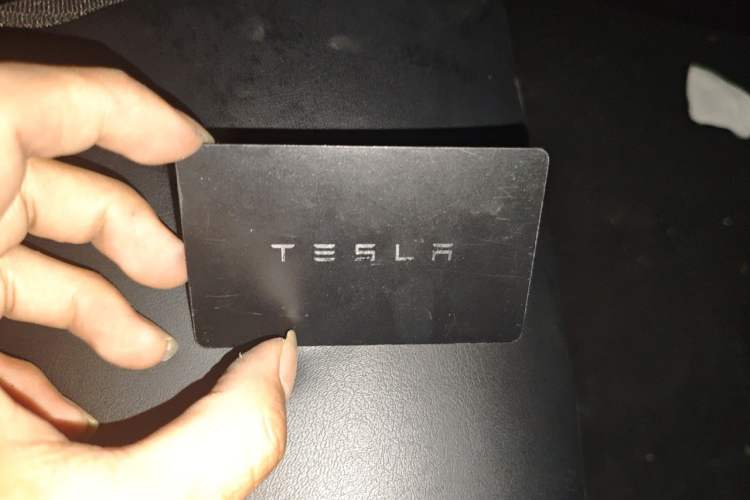 Used Tesla Model Y 2023 Rear-Wheel-Drive Version Vehicle Key