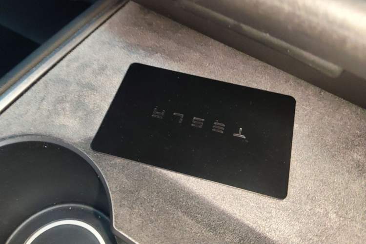 Used Tesla Model Y 2023 Rear-Wheel-Drive Version Vehicle Key