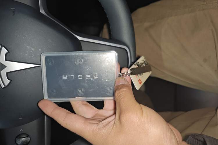 Used Tesla Model Y 2023 Rear-Wheel-Drive Version Vehicle Key